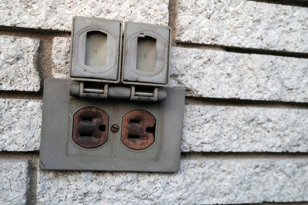 Outdoor wall outlet for safe electrical use; Outdoor Electrical Safety: Advice from a New Orleans Electrician